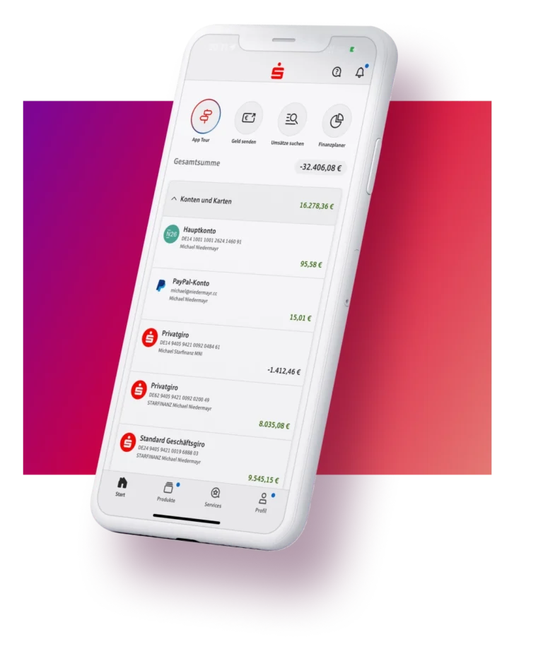 Smartphone mit geöffneter App Sparkasse: Übersicht der Konten und Karten mit verschiedenen Girokonten und Finanzplaner.